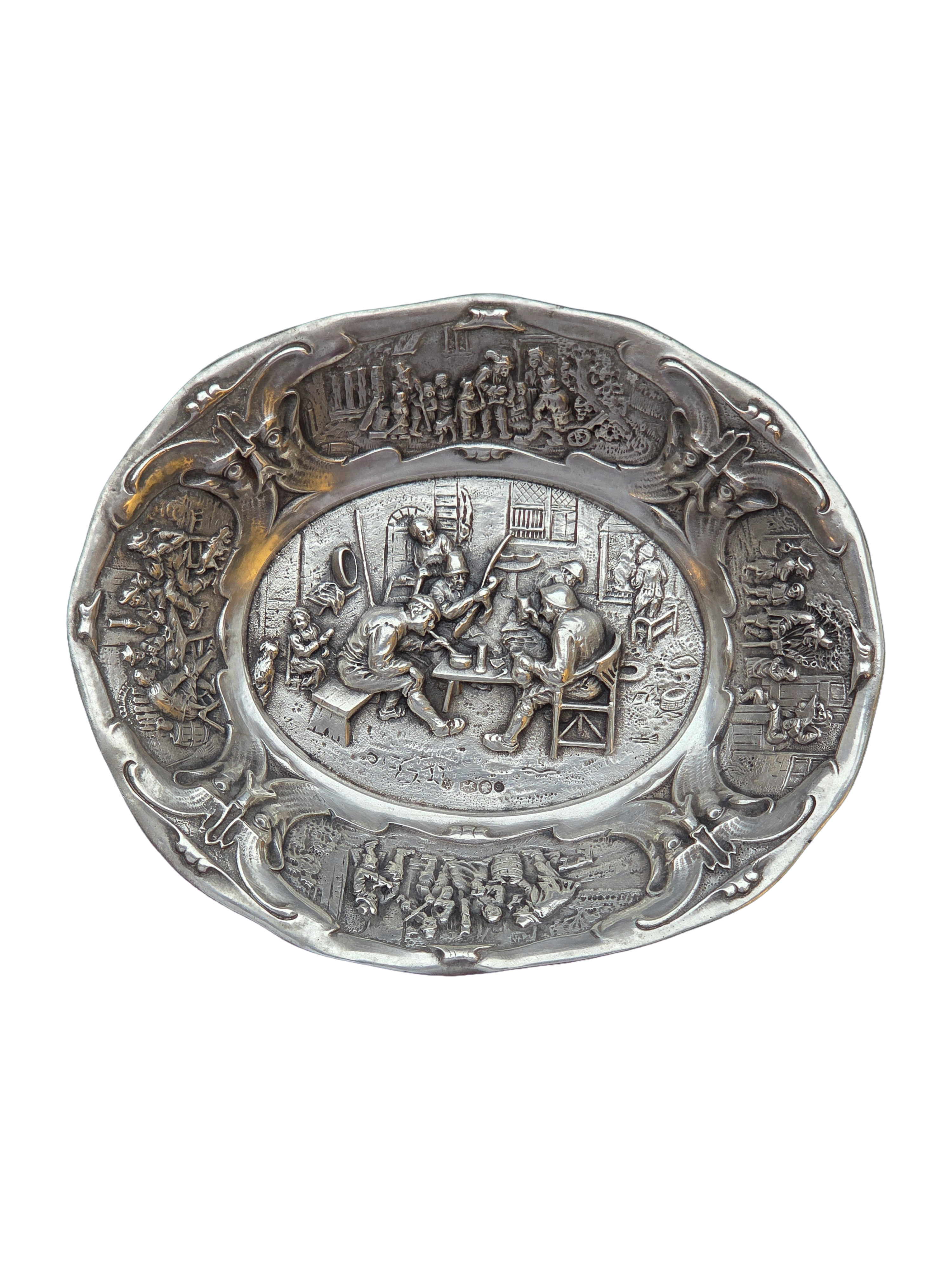 E. Schoorl  Schotel - 0.833 zilver - Gerecht met masquerons